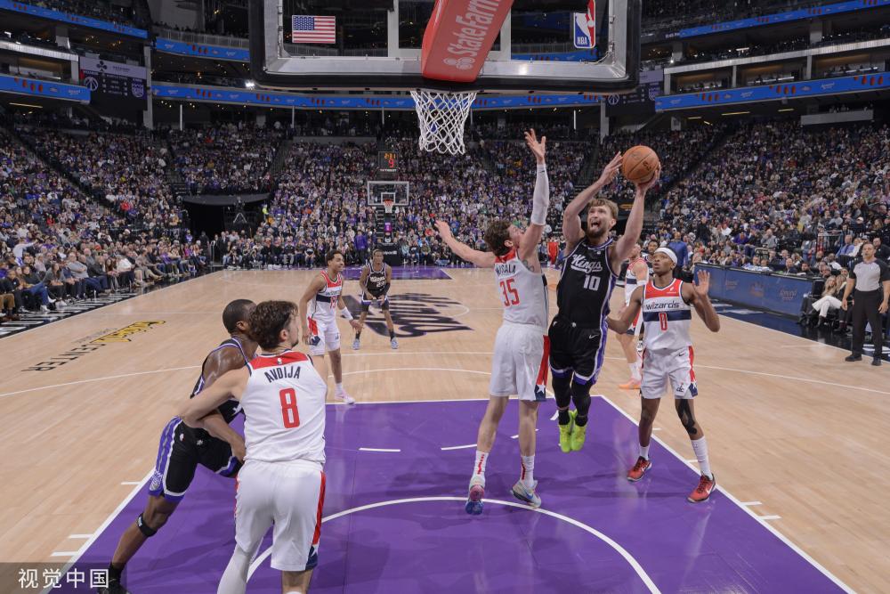 而是利用他 而是利用他