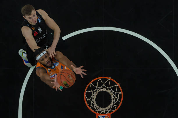 逻辑冲突 逻辑冲突