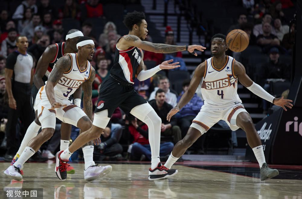 表面上与球 表面上与球